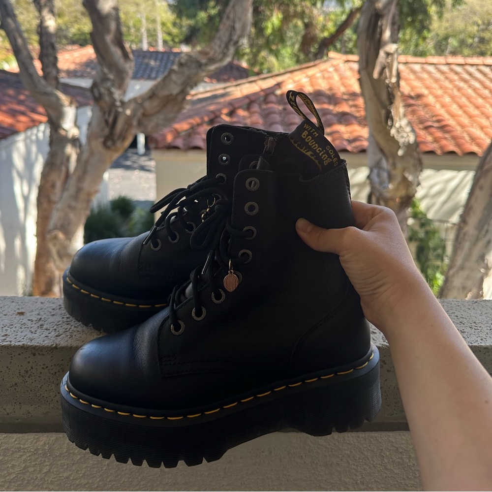 Dr Marten Jadon III Pisa Quad size 8 (fits 9)